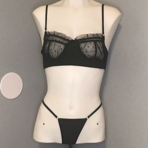 Black lingerie set